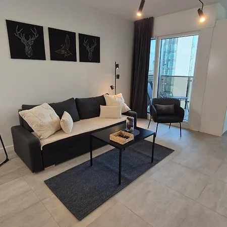 Apartman Towarowa 39 New York Apartment, Free Parking, Air-conditioning, Self Check-in 24h *