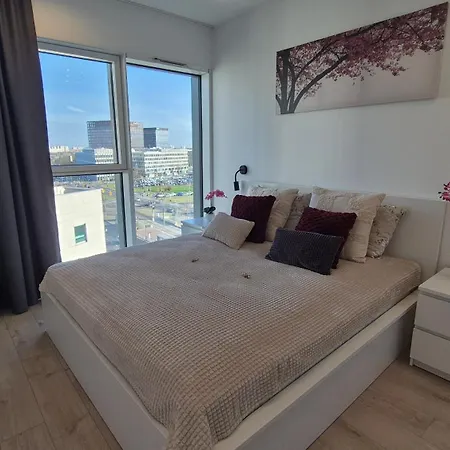 Towarowa 39 New York Apartment, Free Parking, Air-conditioning, Self Check-in 24h Apartman Poznań