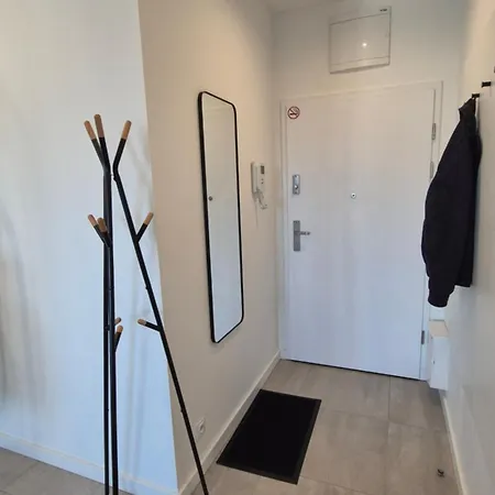 Towarowa 39 New York Apartment, Free Parking, Air-conditioning, Self Check-in 24h Apartman *