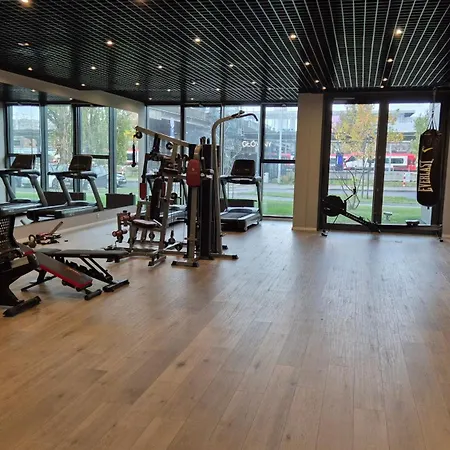 Towarowa 39 New York Apartment, Free Parking, Air-conditioning, Self Check-in 24h Apartman Poznań