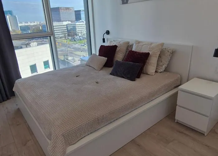 شقة Towarowa 39 New York Apartment, Free Parking, Air-conditioning, Self Check-in 24h بوزنان