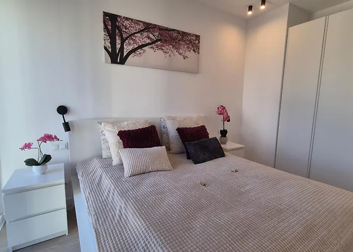 شقة Towarowa 39 New York Apartment, Free Parking, Air-conditioning, Self Check-in 24h بوزنان