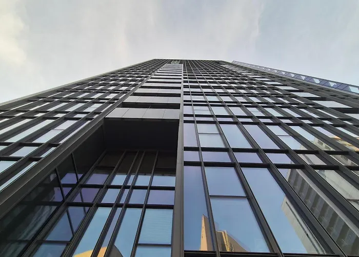 Towarowa 39 New York Apartment, Free Parking, Air-conditioning, Self Check-in 24h *