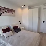 公寓 Towarowa 39 New York Apartment, Free Parking, Air-conditioning, Self Check-in 24h 波兹南