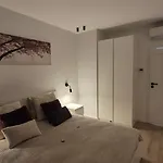 公寓 Towarowa 39 New York Apartment, Free Parking, Air-conditioning, Self Check-in 24h *
