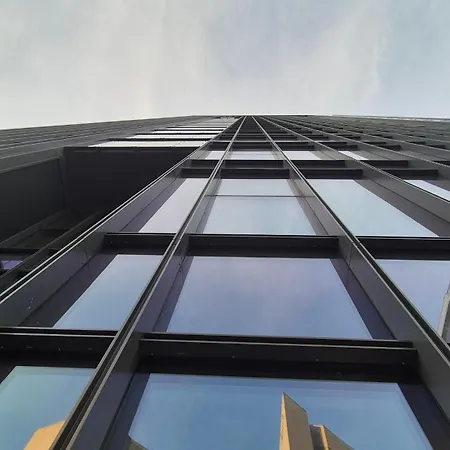 Towarowa 39 New York Apartment, Free Parking, Air-conditioning, Self Check-in 24h *