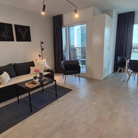 公寓 Towarowa 39 New York Apartment, Free Parking, Air-conditioning, Self Check-in 24h