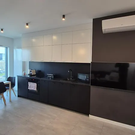 شقة Towarowa 39 New York Apartment, Free Parking, Air-conditioning, Self Check-in 24h بوزنان