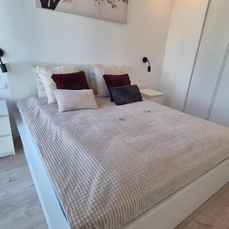 Towarowa 39 New York Apartment, Free Parking, Air-conditioning, Self Check-in 24h Lejlighed Poznań