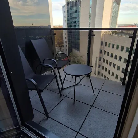 Lejlighed Towarowa 39 New York Apartment, Free Parking, Air-conditioning, Self Check-in 24h