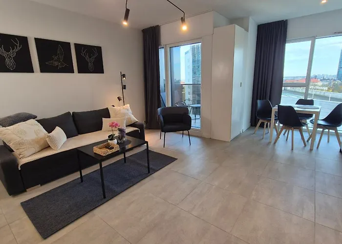 Apartment Towarowa 39 New York Apartment, Free Parking, Air-conditioning, Self Check-in 24h