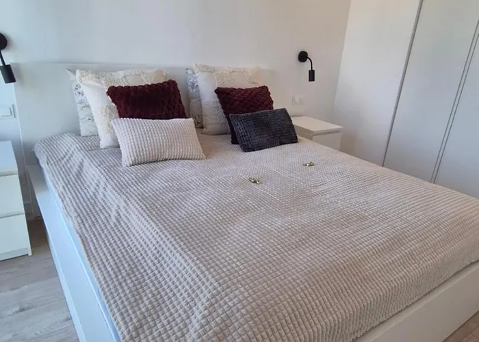 Towarowa 39 New York Apartment, Free Parking, Air-conditioning, Self Check-in 24h Apartment Poznan